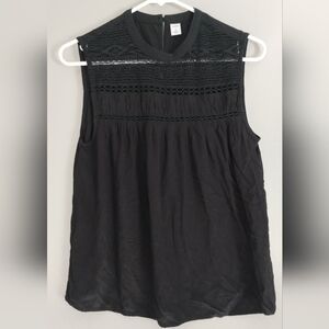 Old Navy Black Sleeveless Crochet Tank